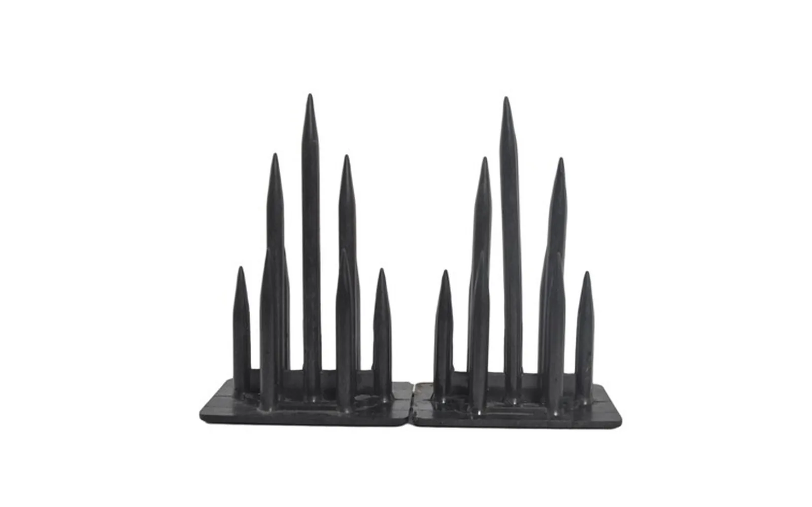 Black pigeon spike strip