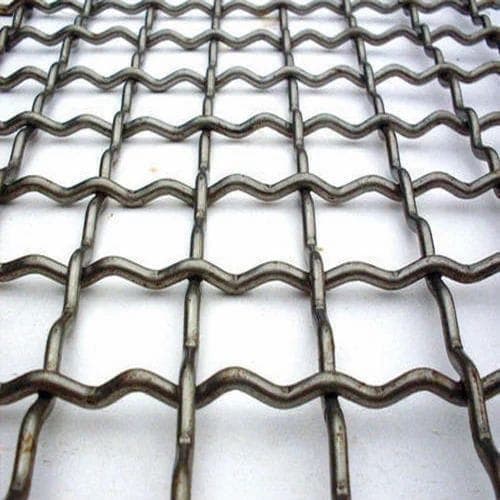 Crimp wiremesh — crimped wire mesh with square openings, supplied in rolls