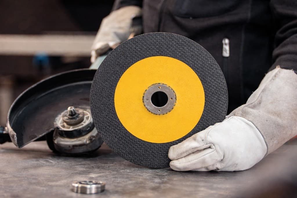 Cutting Disc & Grinding Wheels - Image 1