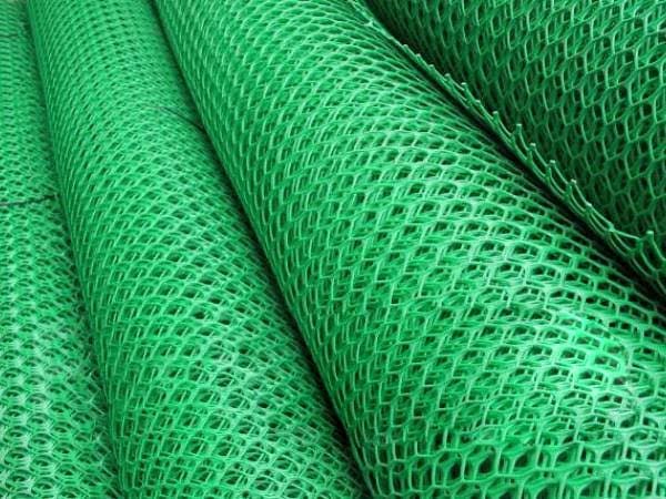 Plastic hexa mesh — green hexagonal mesh in rolls
