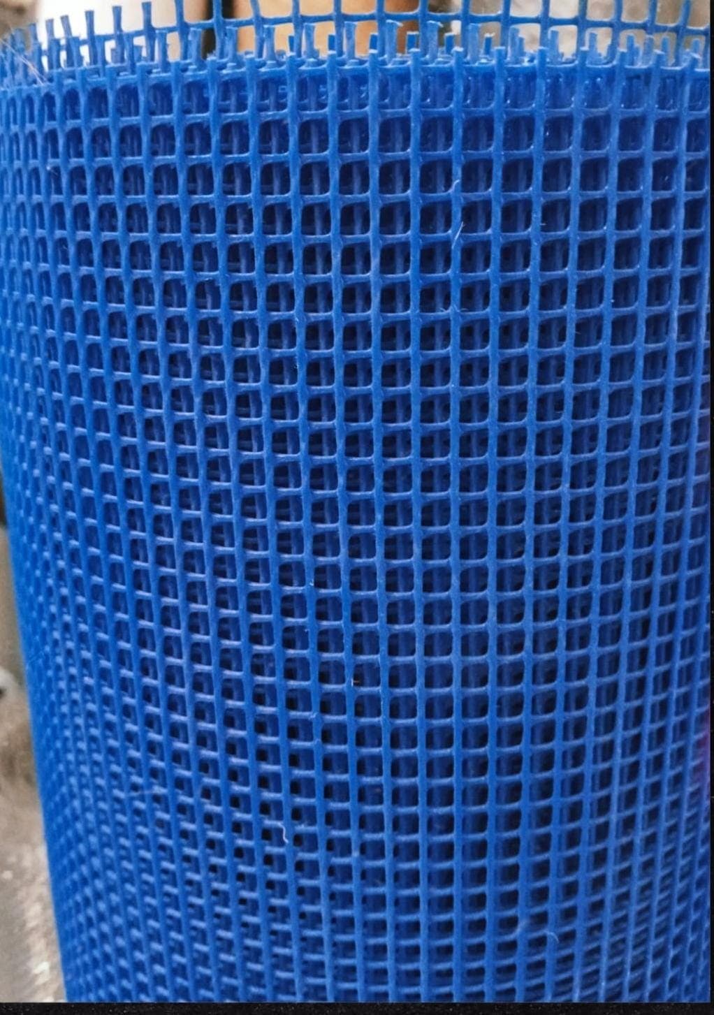Plastic square mesh — blue and green square grid mesh in rolls