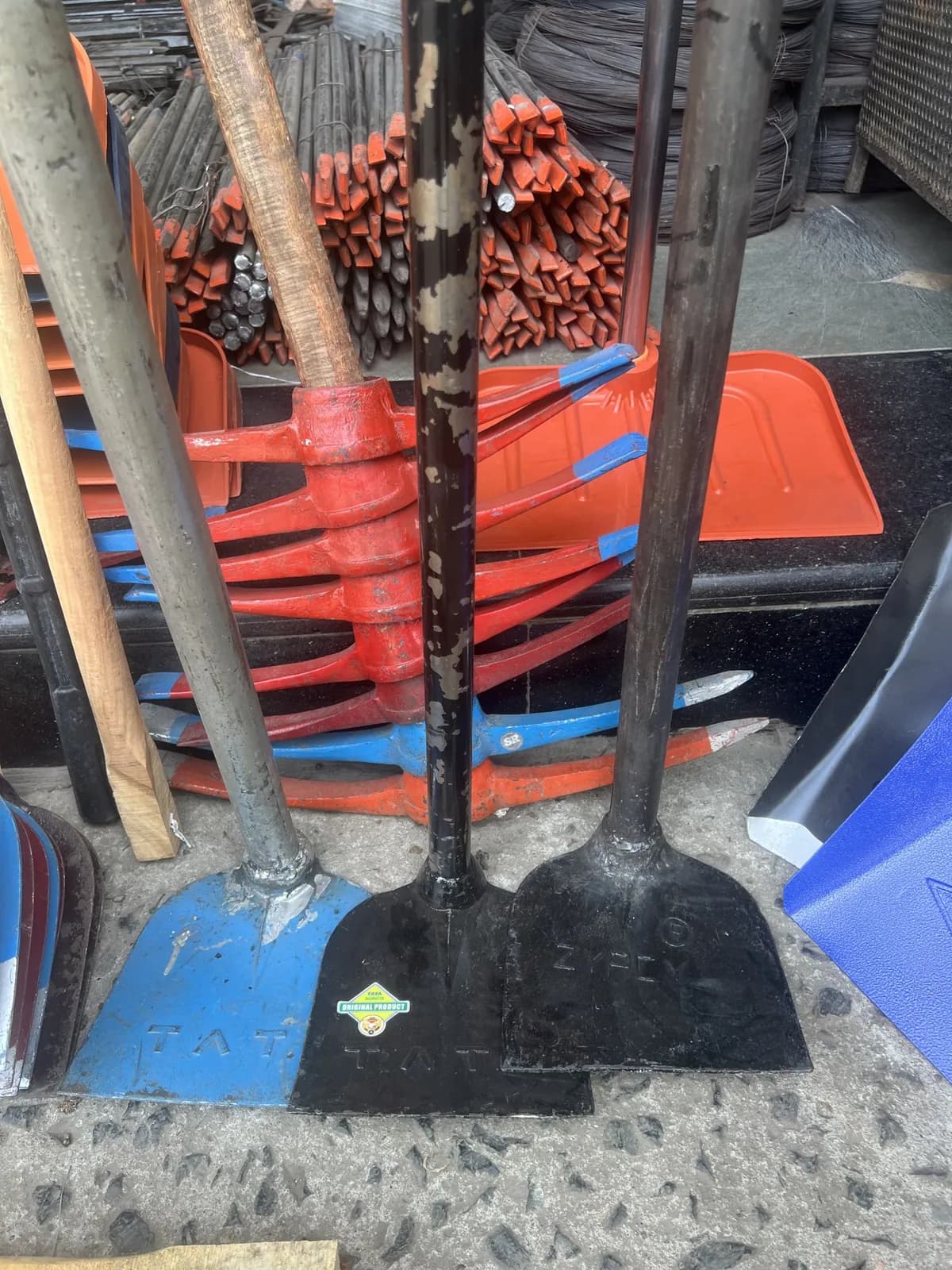 SR pickaxe (geti) — carbon steel pickaxe heads, multiple weights and colours, view 6